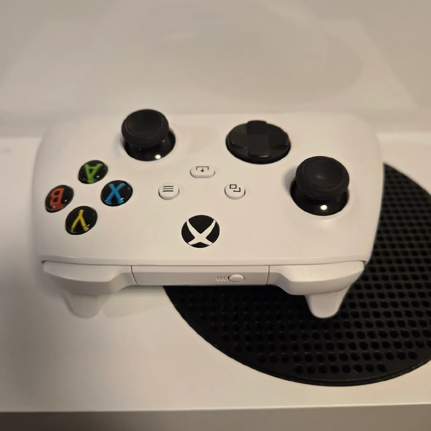 Xbox Series S in box. CLEAN. Cables, controller. console image indicator(9)