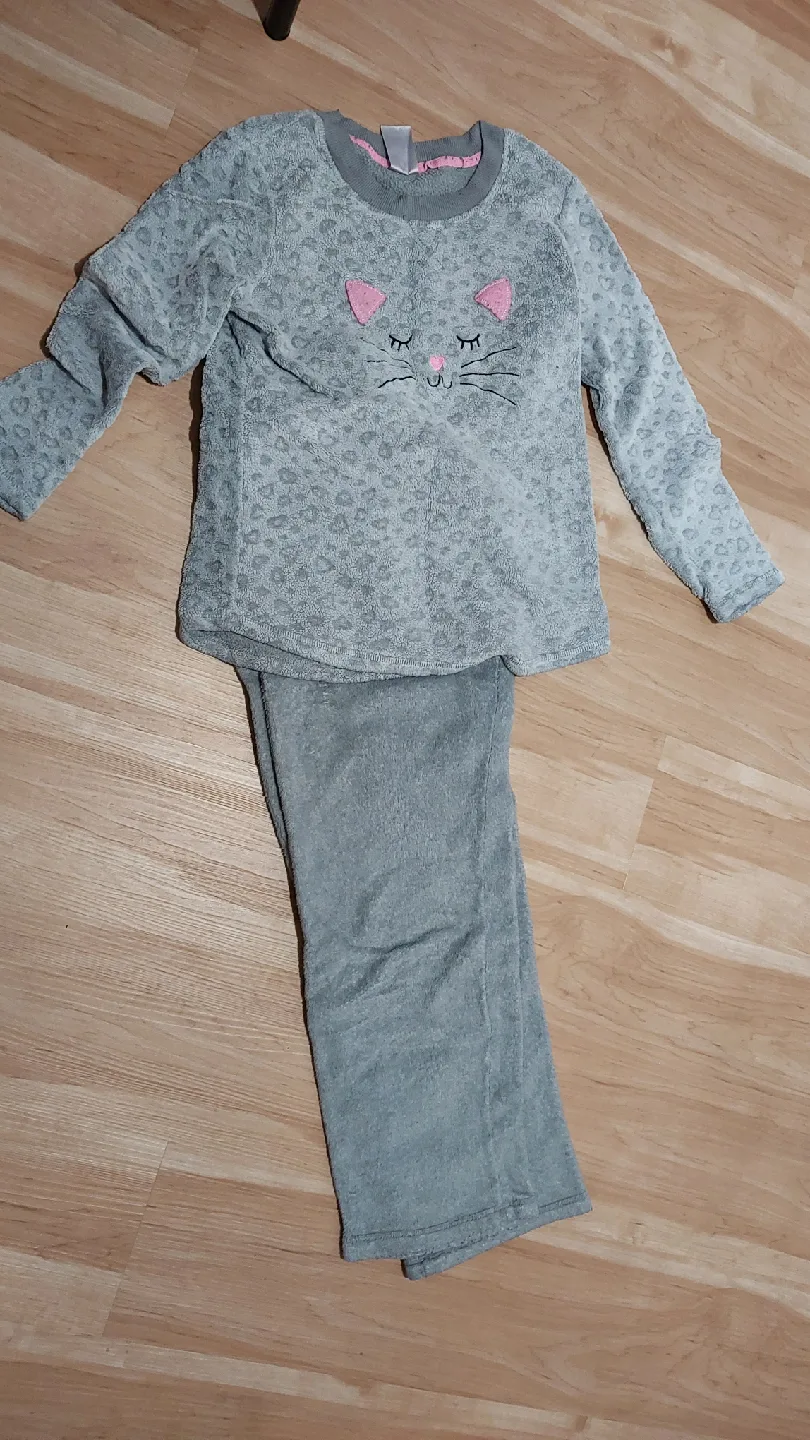 Grey Cat Pajama Set 🥕 image indicator(3)