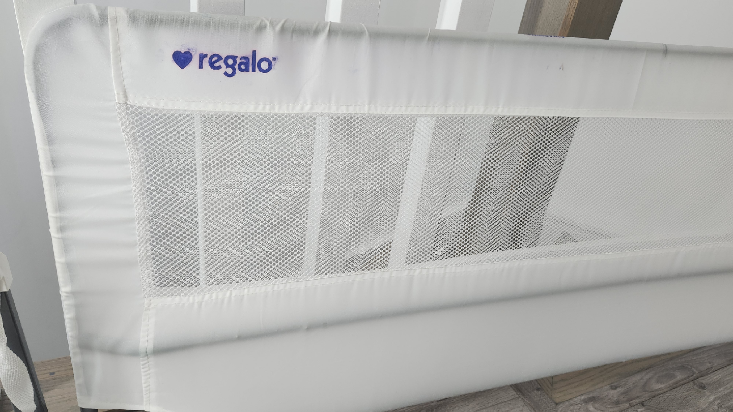 Regalo 54 inch Extra long Bed Rail, White - photo 3