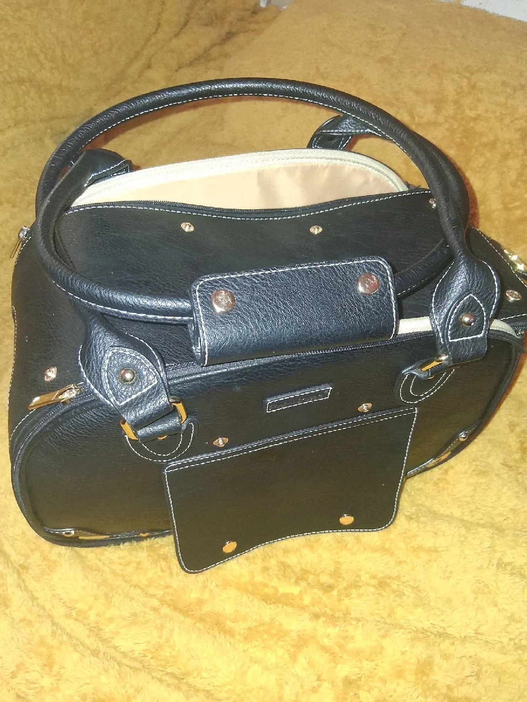 Black leather  Small Dog Carrier Bag image indicator(3)