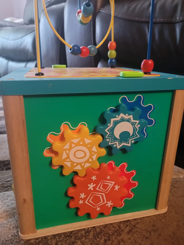 Wooden Activity Cube for Kids image indicator(2)