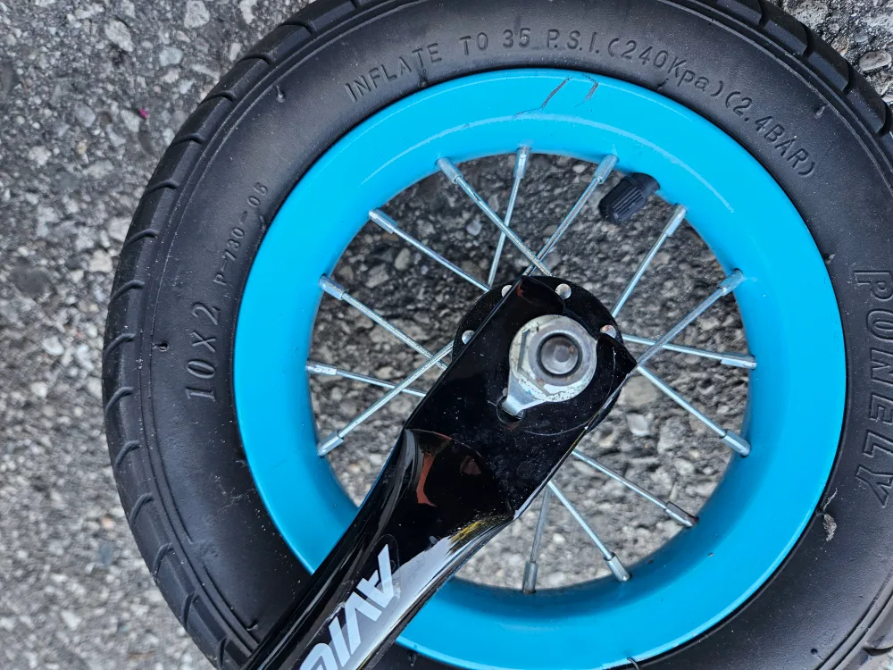 Colt Balance Bike - Kids Blue & White image indicator(3)