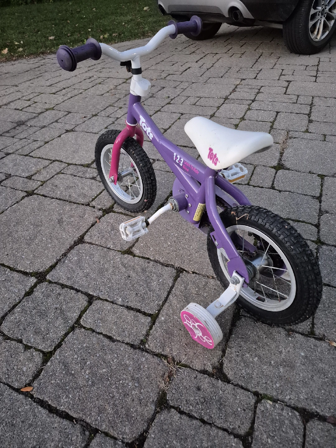 Tots 123 Learn to Ride Bike