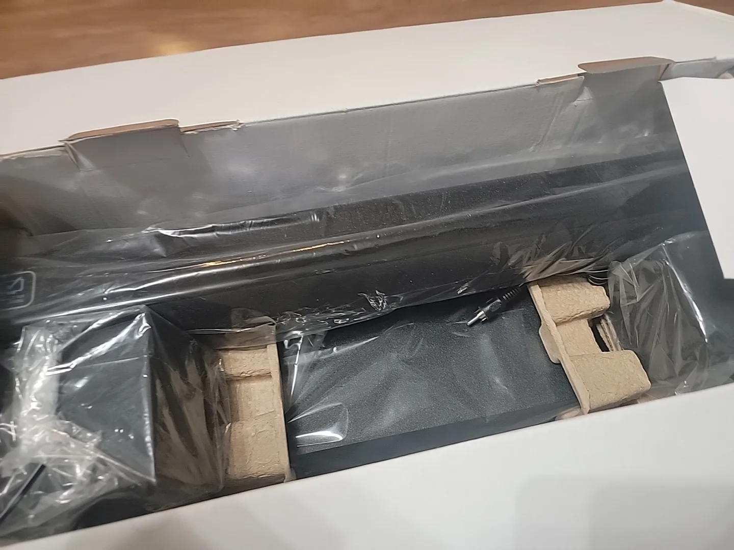 New iLive 4.1 Home Theater System w/ Bluetooth image indicator(2)