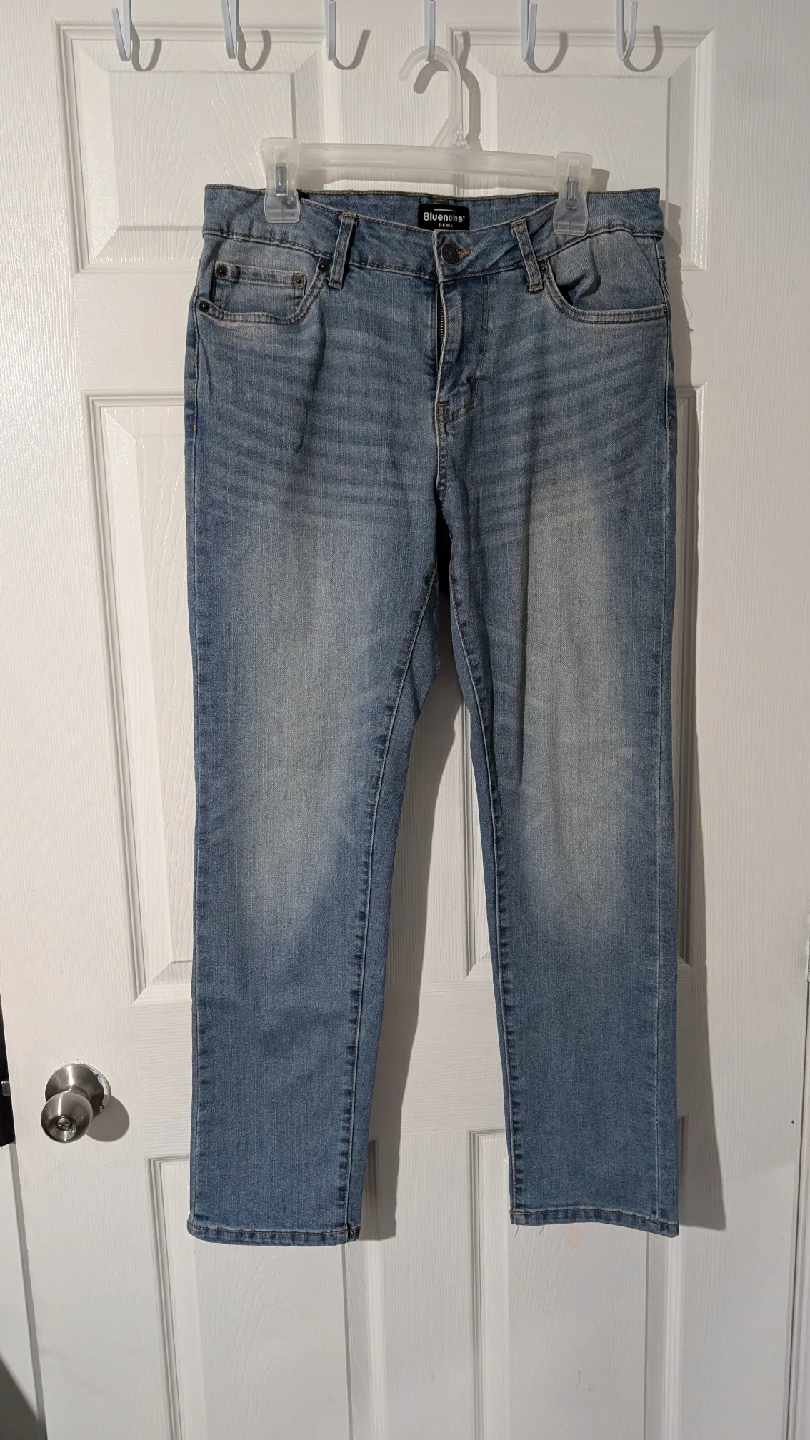 Bluenotes Light Wash Jeans - Size 32