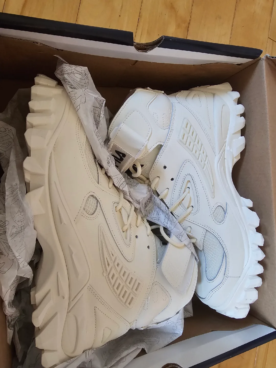 Fila Yak Trainer White High-Top Sneakers ❤️ image indicator(7)