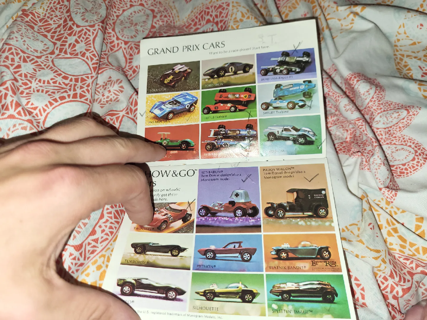 Vintage Hot Wheels Track Sets & Cars image indicator(7)