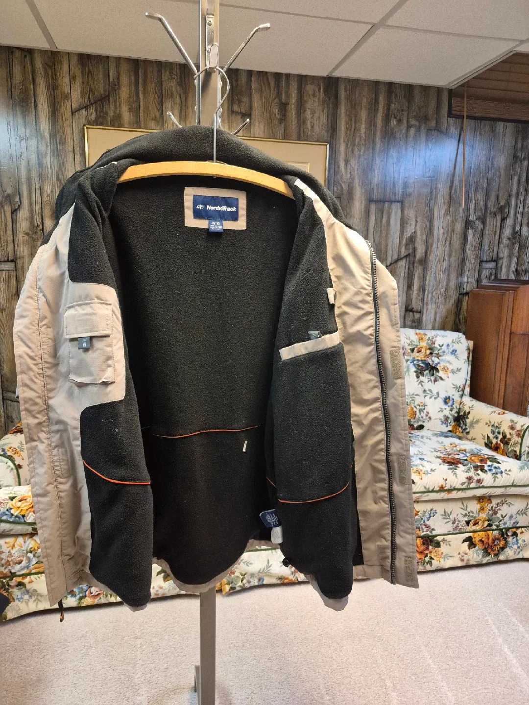 NordicTrack Beige Jacket Size XL image indicator(2)