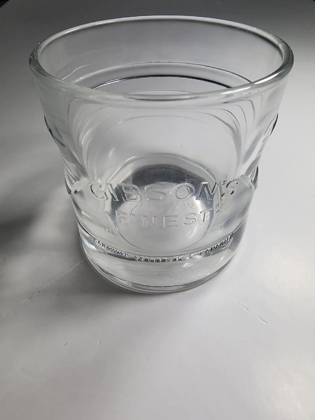 Gibson's Finest Glass image indicator(2)