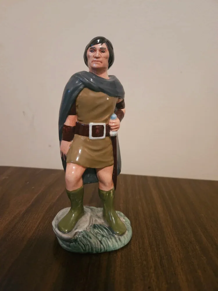 Royal Doulton Aragorn Figurine - H.N. 2916