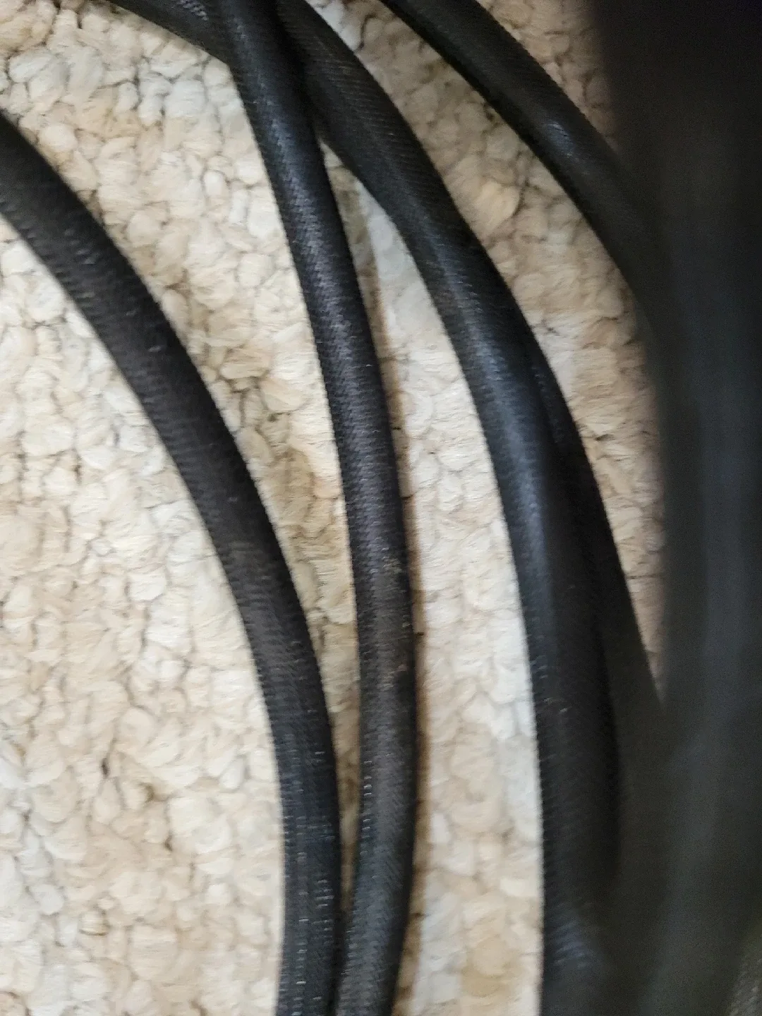 Black HDMI Cable image indicator(5)