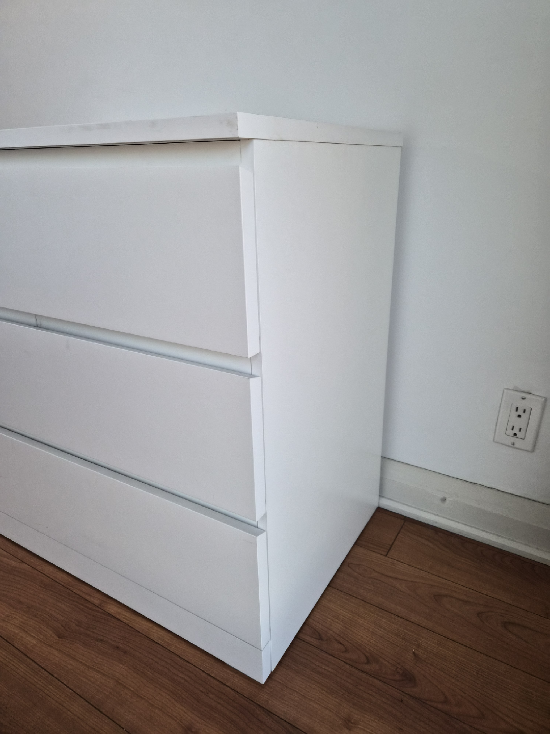 White 3-Drawer Dresser IKEA - photo 3