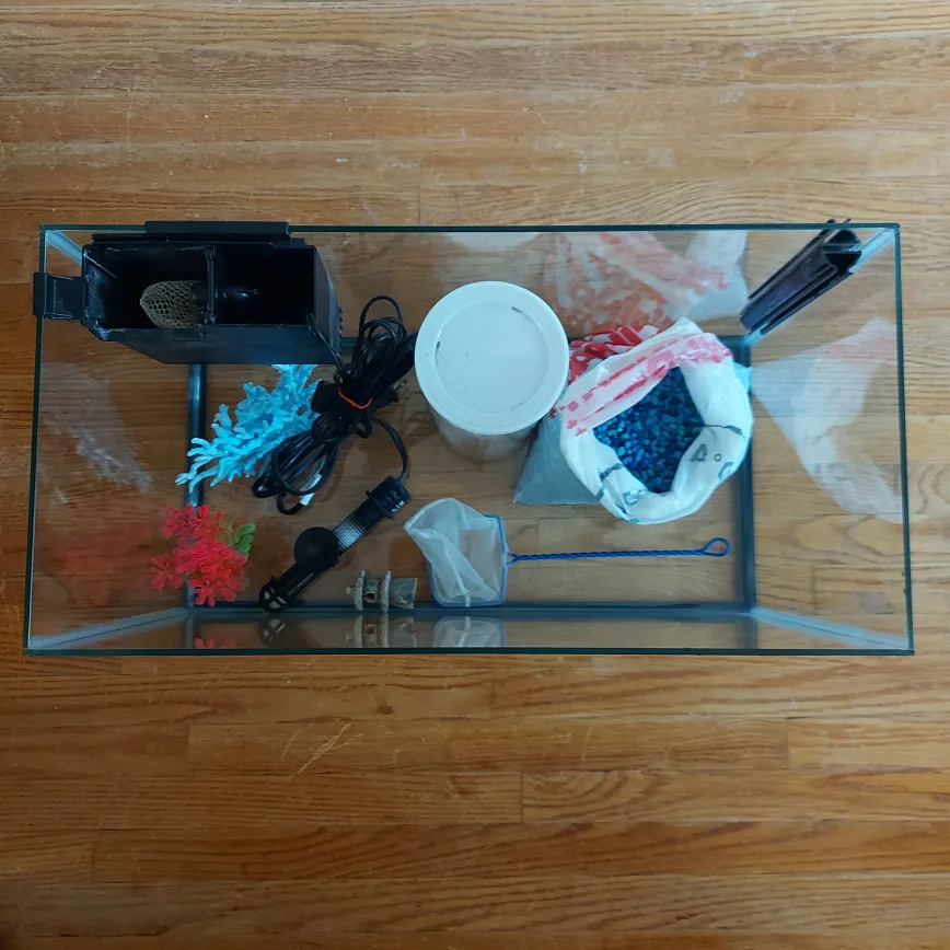 10 Gallon Rimless Glass Aquarium Tank Starter Kit image indicator(3)