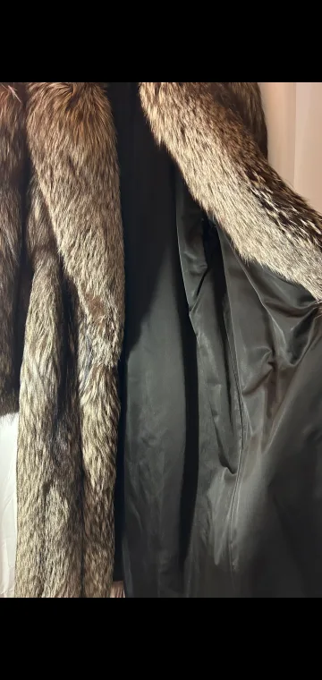 Vintage Fur Coat image indicator(3)