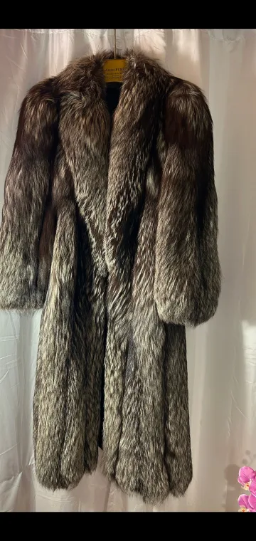 Vintage Fur Coat image indicator(6)