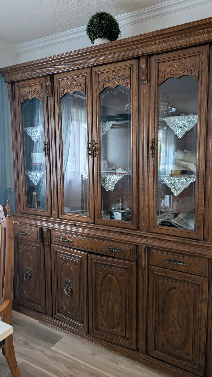 Vintage Wooden China Cabinet image indicator(3)