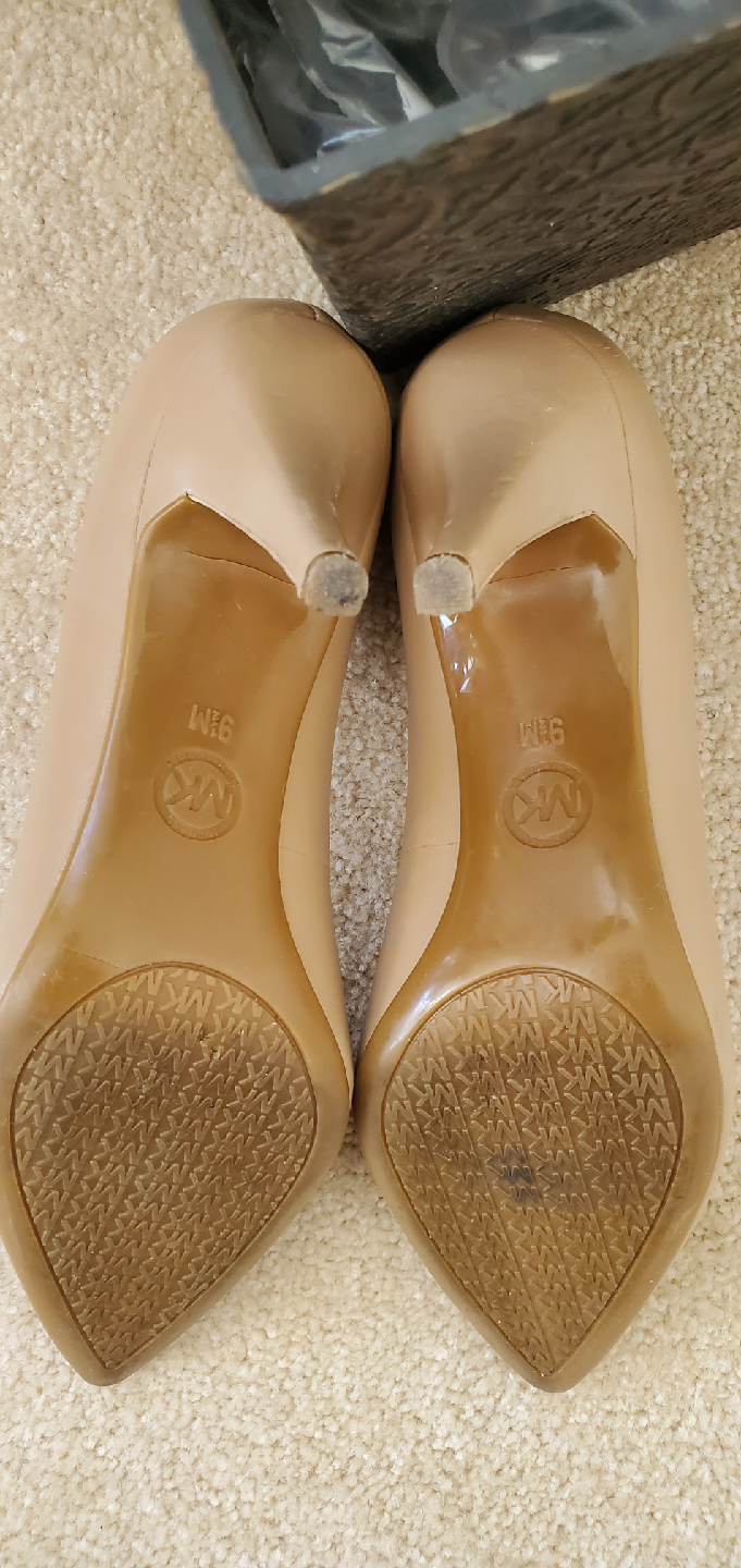 Michael Kors Nude Pumps Size 9.5M - photo 3