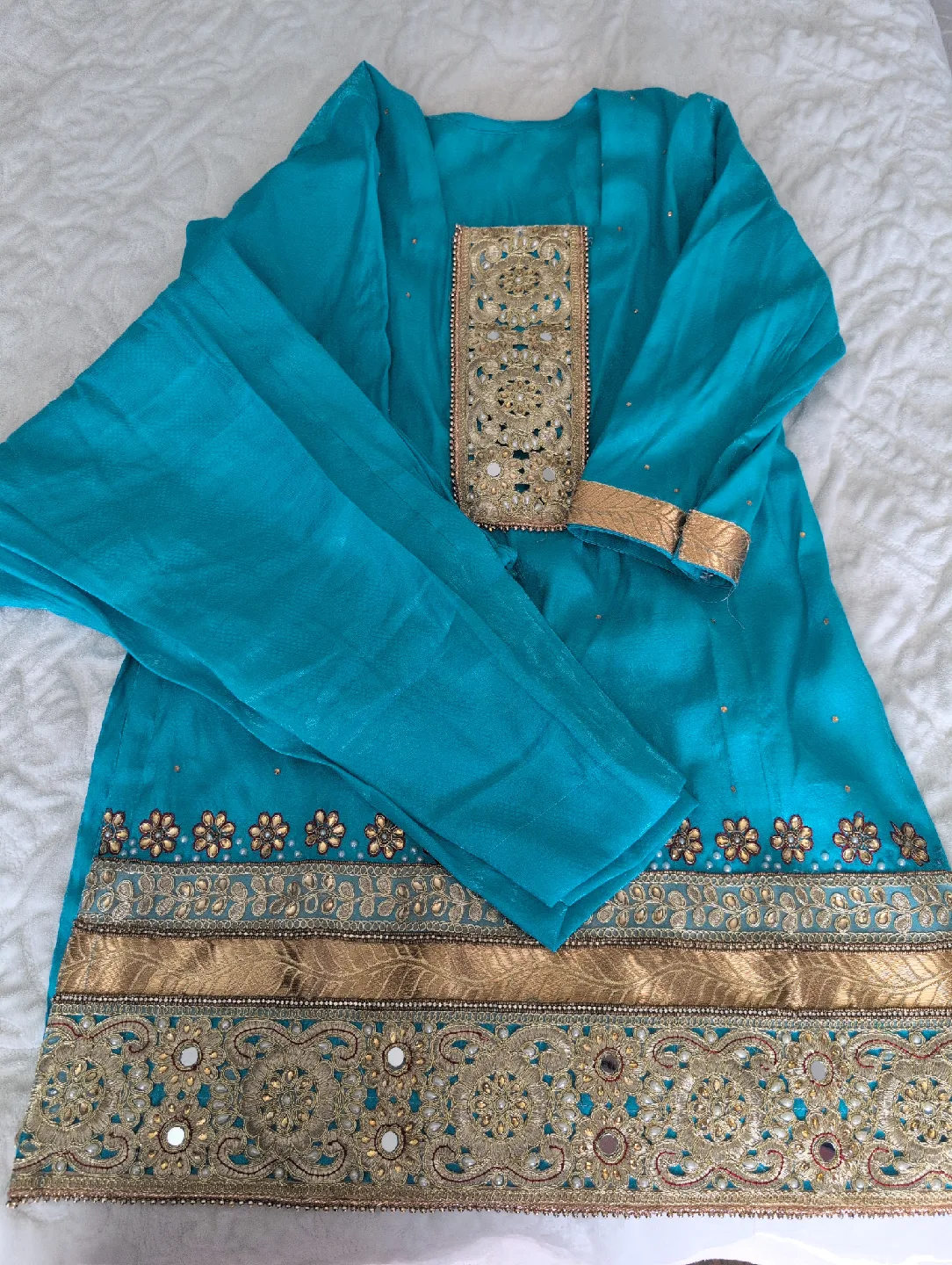 Turquoise & Gold Embroidered Salwar Kameez