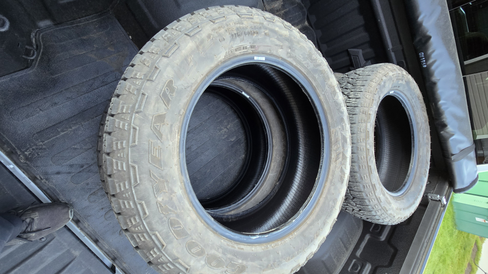 Goodyear Wrangler TrailRunner AT 275/60R20 Tires - Set of 4 - photo 4