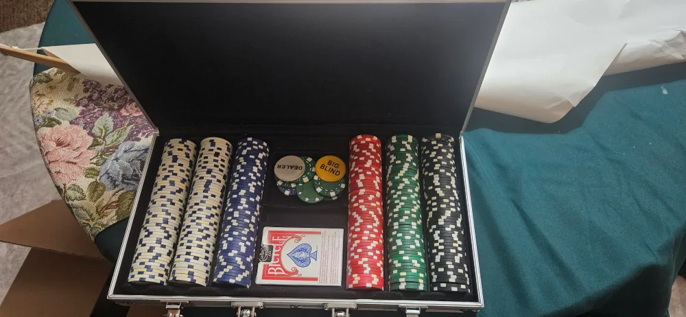 Poker Set with Case