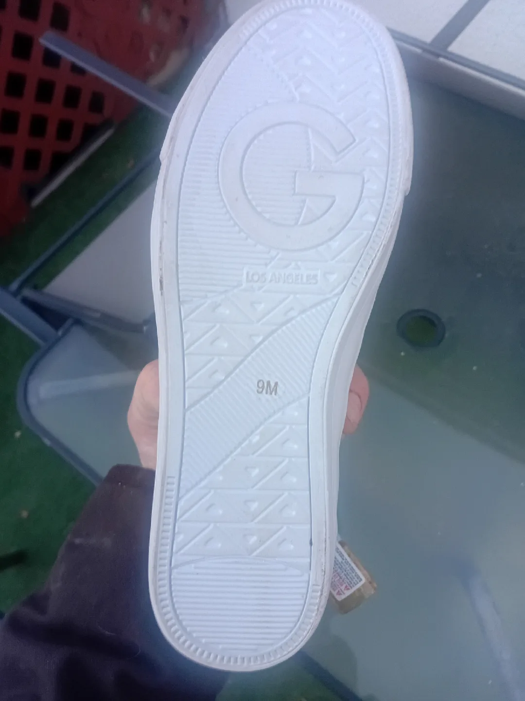 Brand new never Worn Womens size 9M Guess shoes image indicator(5)