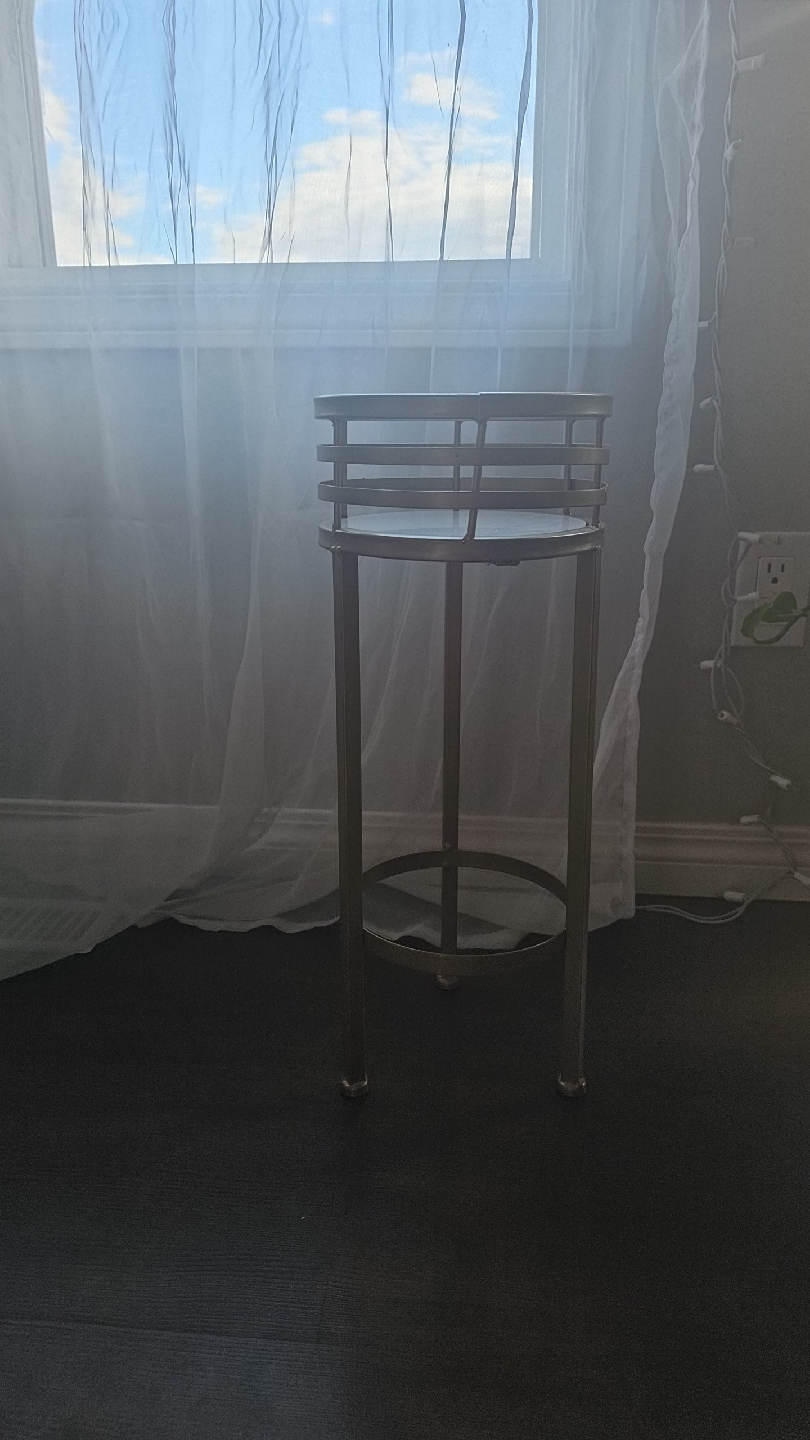Metal Plant Stand - Gold Colour - photo 2