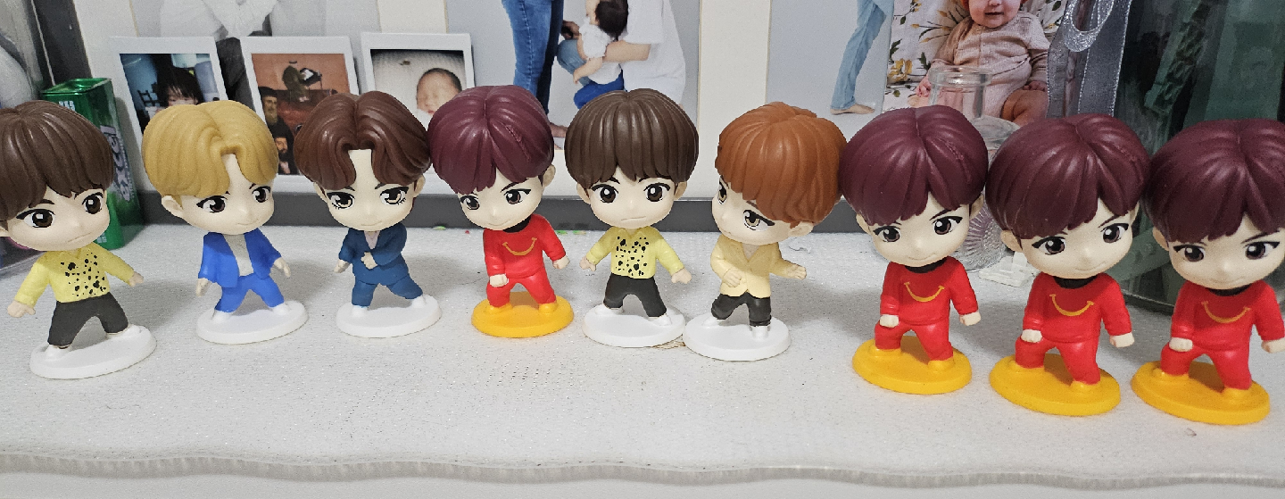 BTS TinyTAN Figures