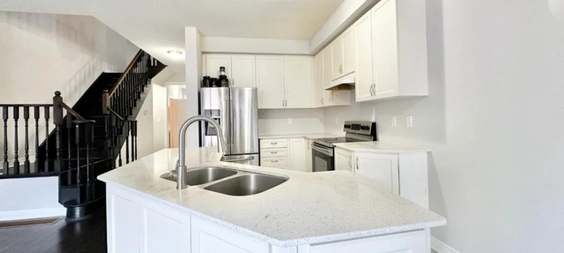 townhouse  for rent image indicator(2)