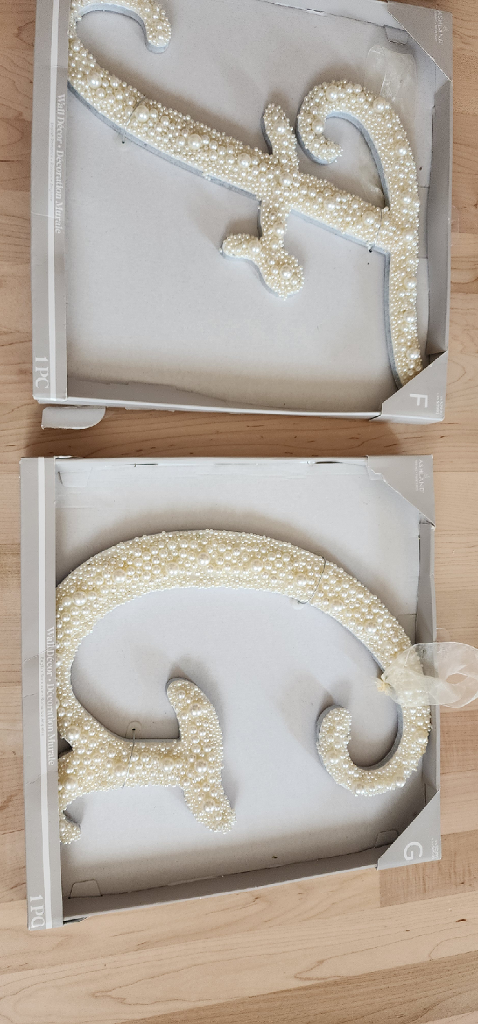 Brand new Pearl letter wall decor - photo 2