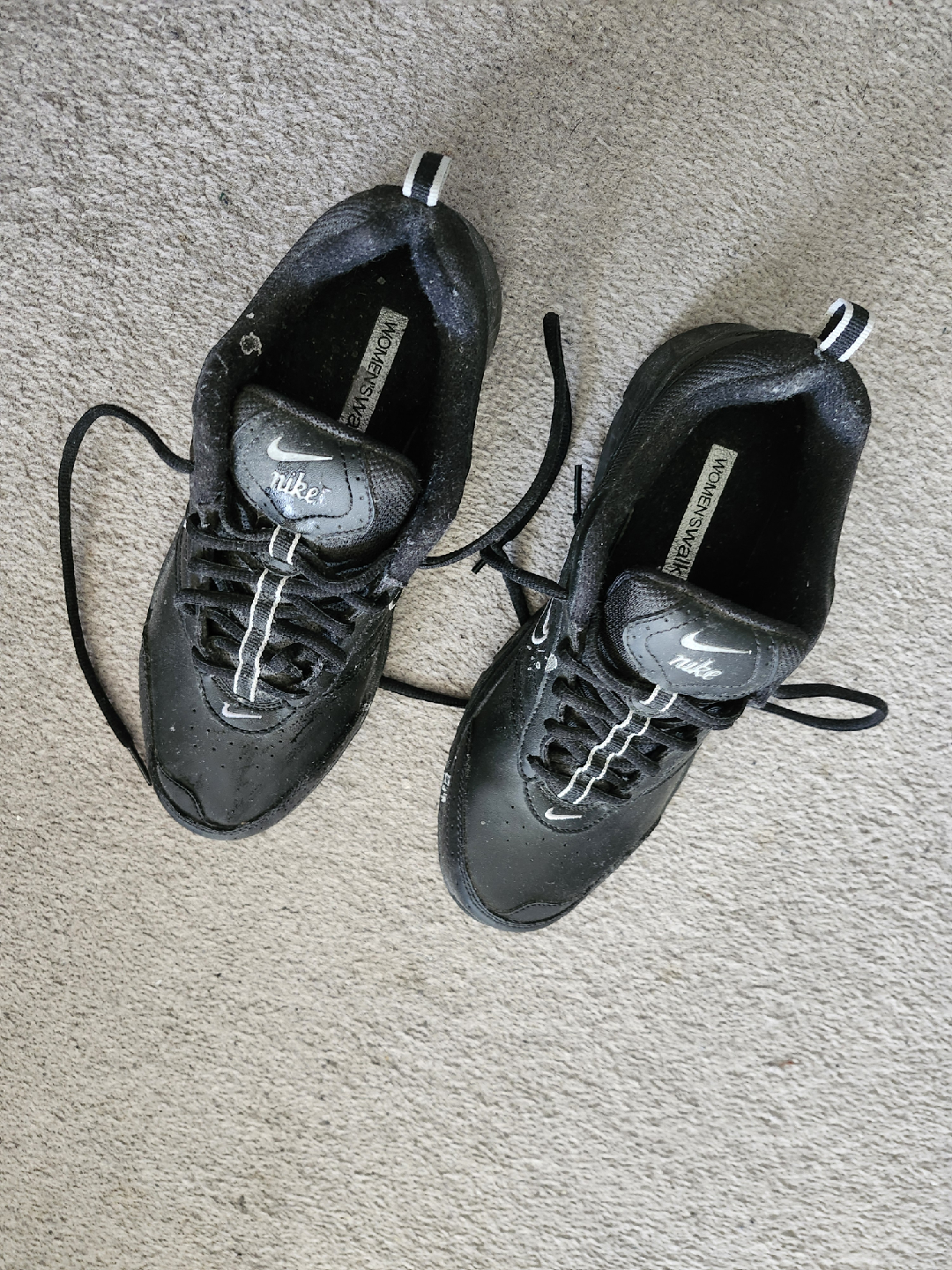 Nike Women's Walking Shoes - Black