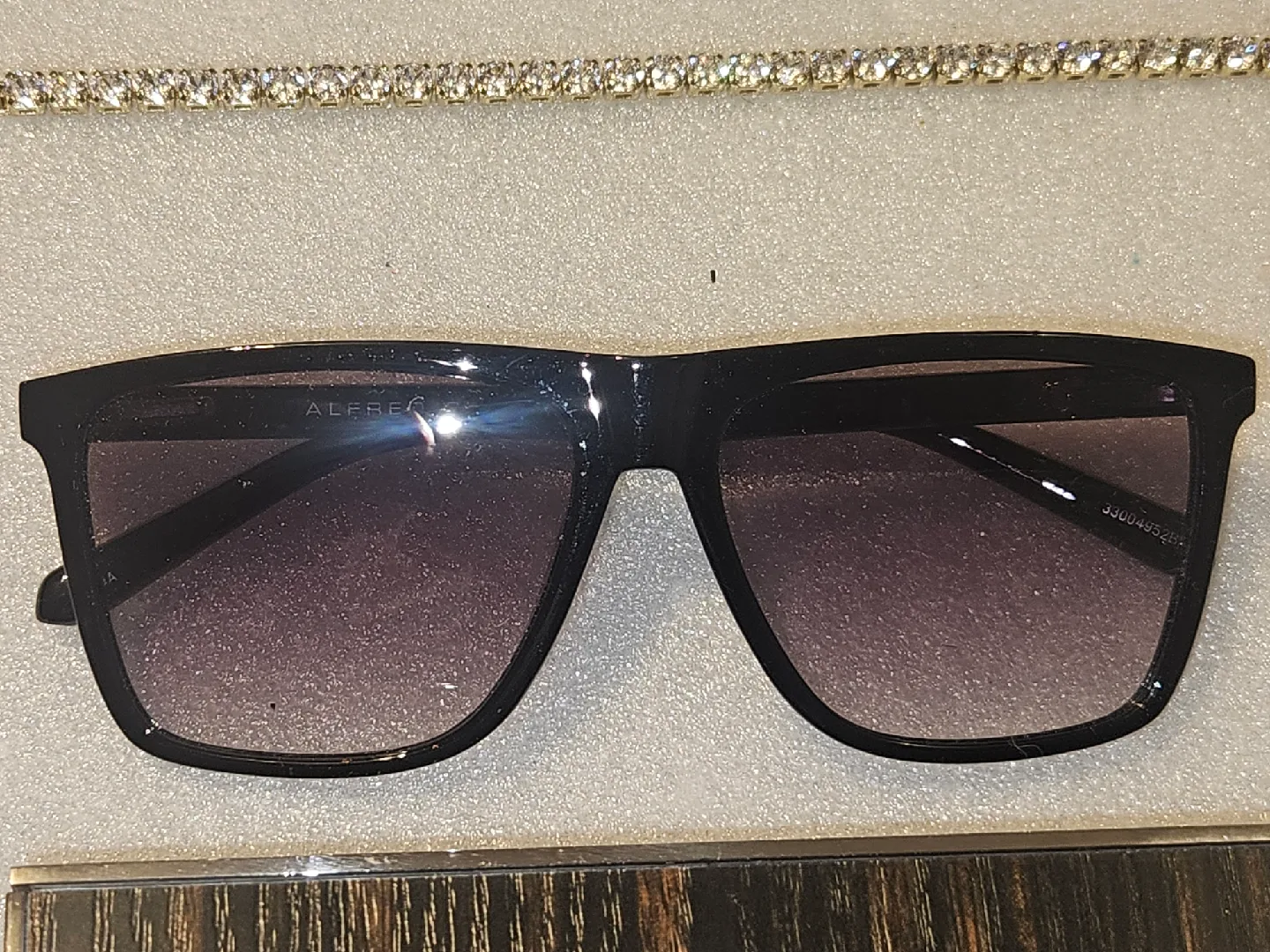 Alfred Sung Black Sunglasses image indicator(10)