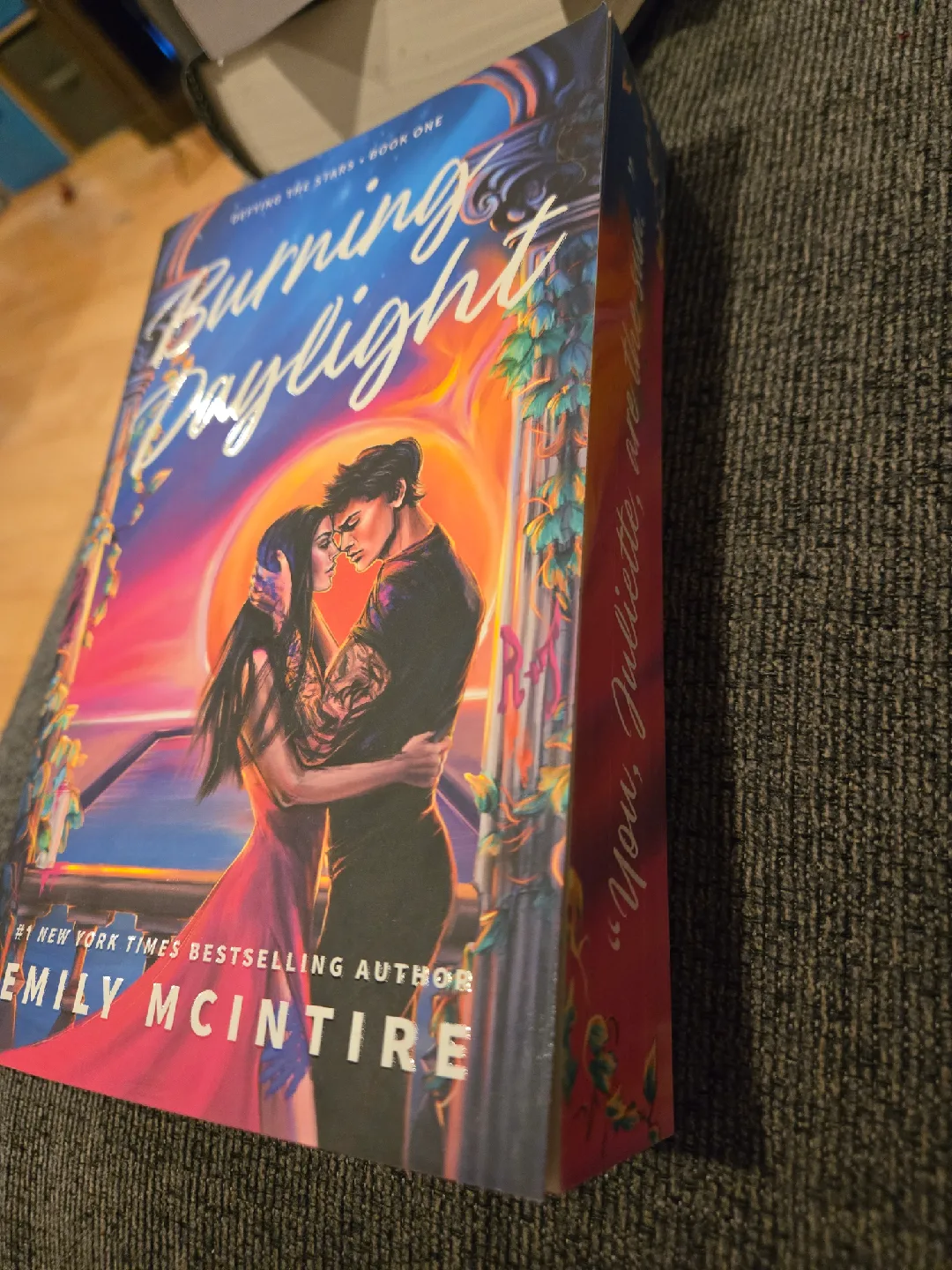 Popular Booktok Books! image indicator(5)