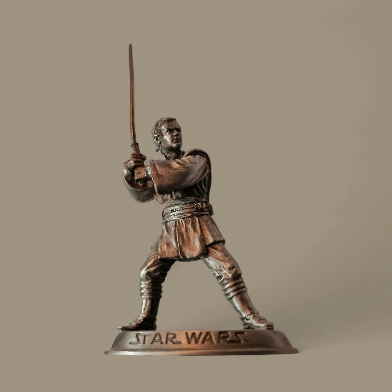 Star Wars Obi-Wan Kenobi Figurine thumbnail