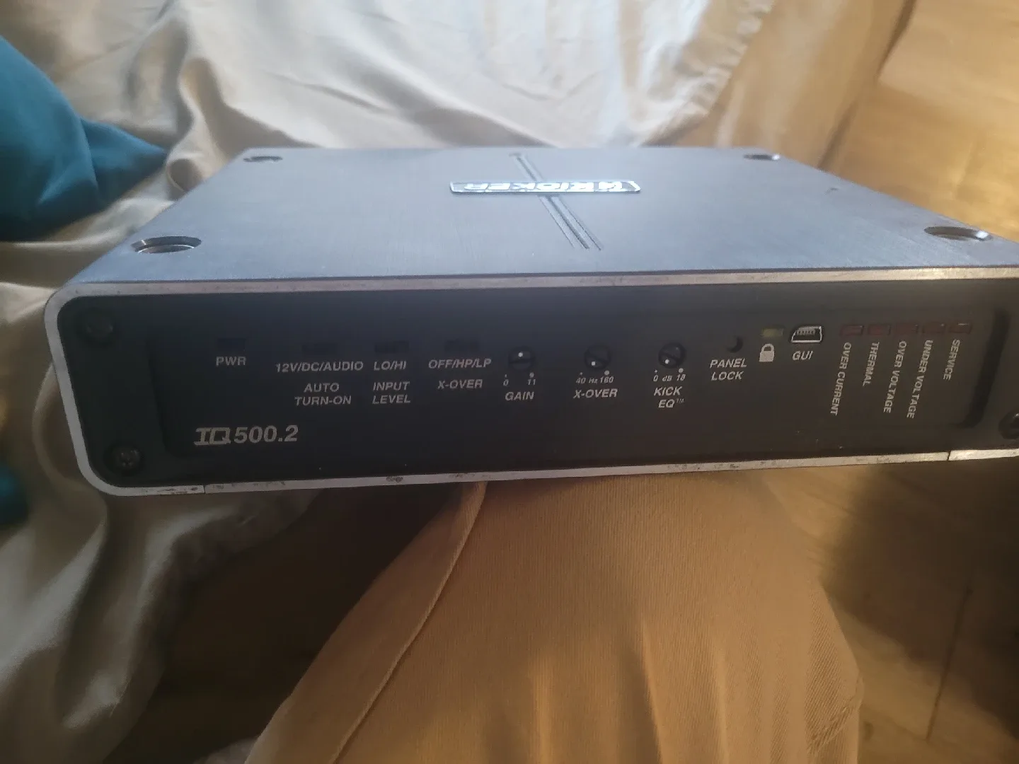 Kicker IQ500.2 Car Amplifier image indicator(2)