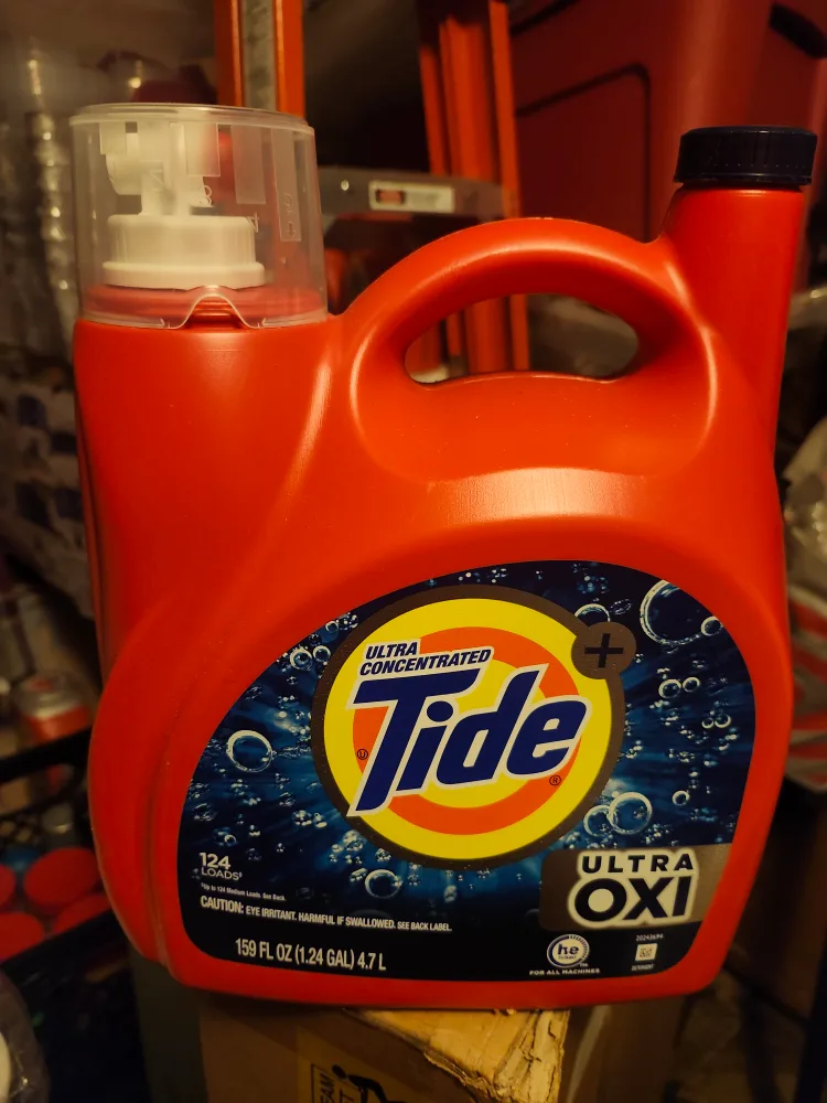 Tide Ultra Oxi Liquid Laundry Detergent 159 fl oz thumbnail