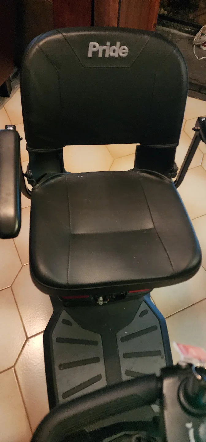 Pride Go-Go Mobility Scooter image indicator(3)