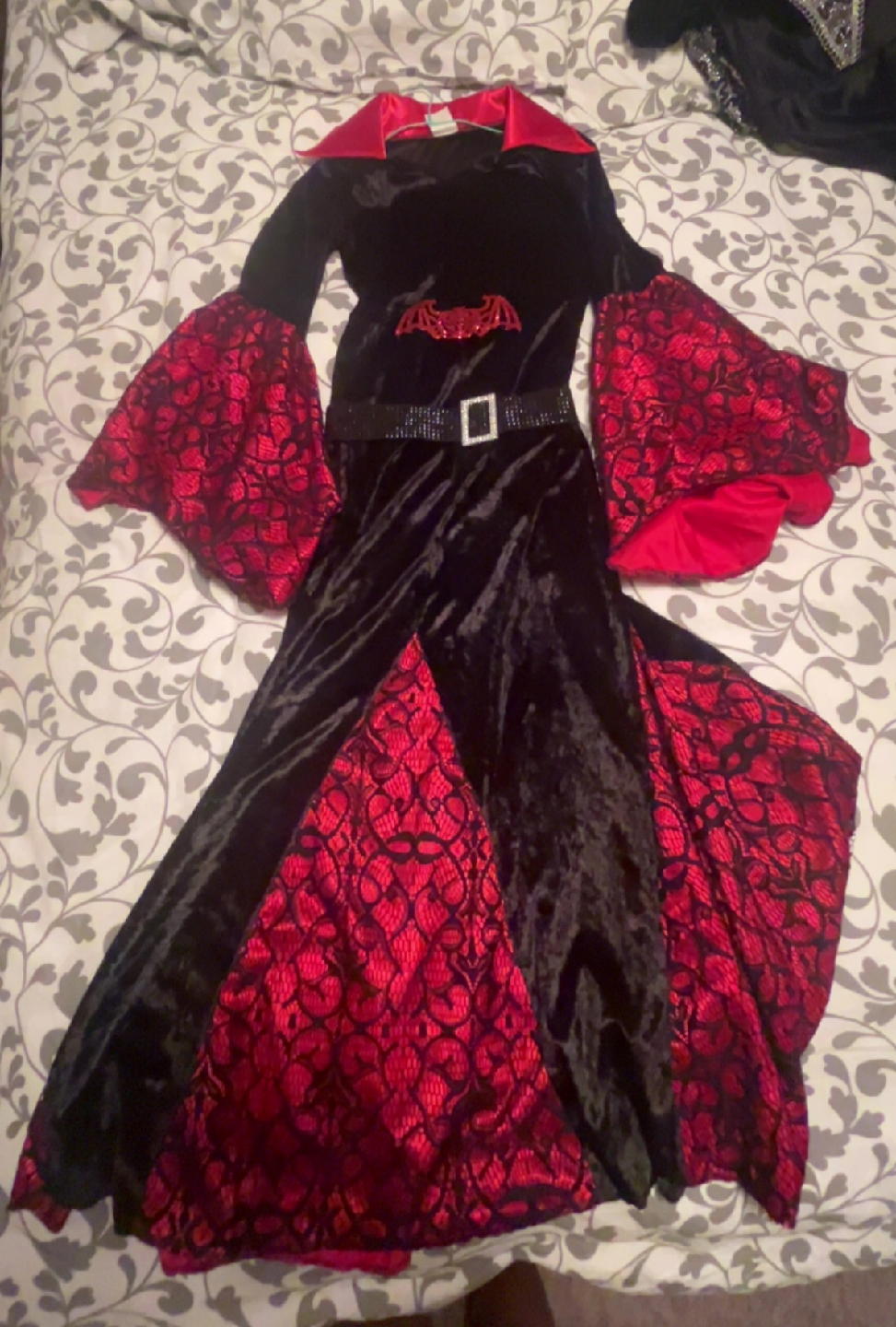 Halloween Vampire Costume - Child Large - photo 3