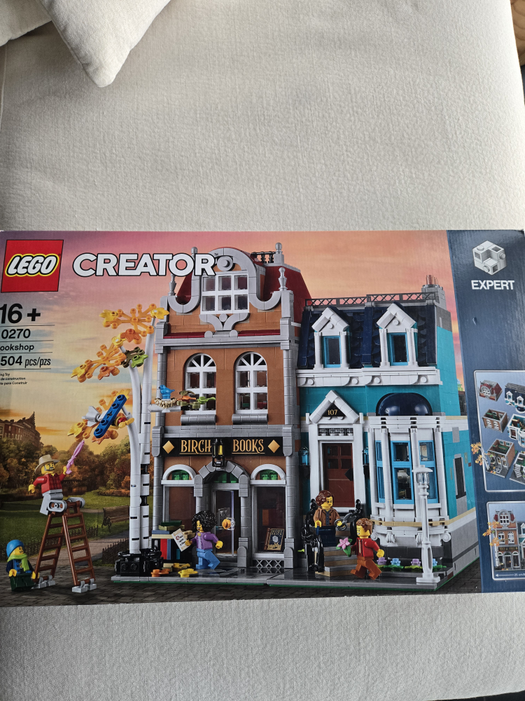 LEGO Creator Expert Bookshop 10270