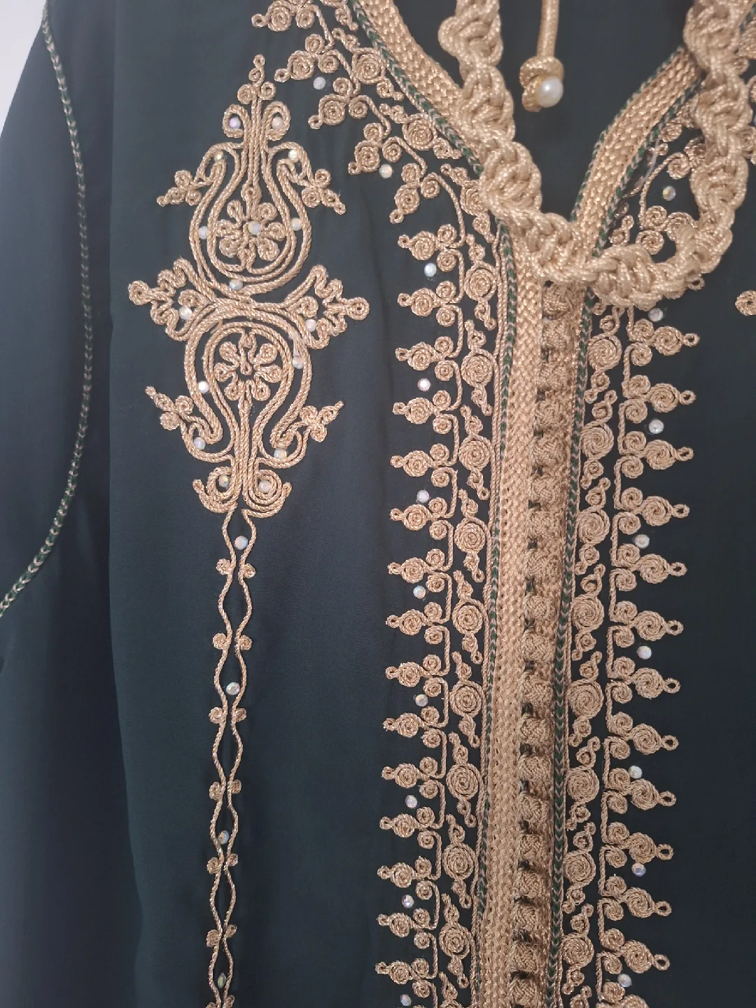 🇲🇦💚Green & Gold Embroidered Moroccan caftan💚🇲🇦 image indicator(3)