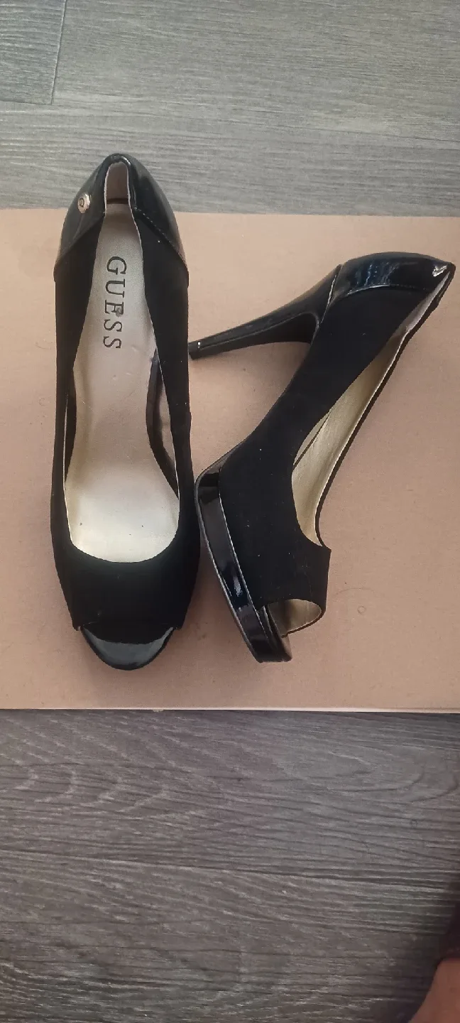 Guess Black Heels - Size 7.5 M image indicator(2)