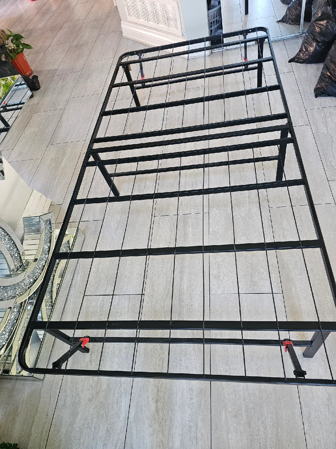 Metal Bed Frame image indicator(2)