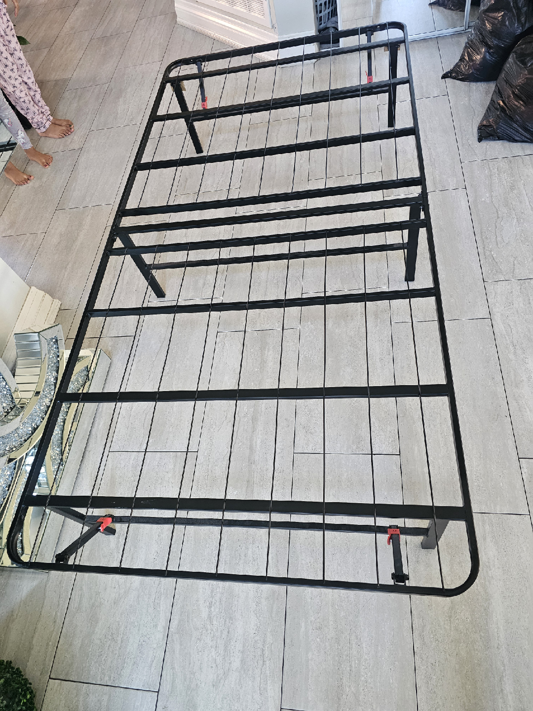 Metal Bed Frame - photo 3