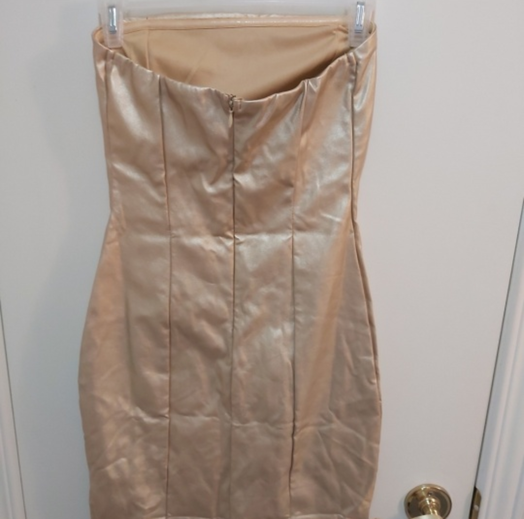 🆕️ Symphony Gold/Beige Fringe Strapless Dress, S - Giftable! - photo 5