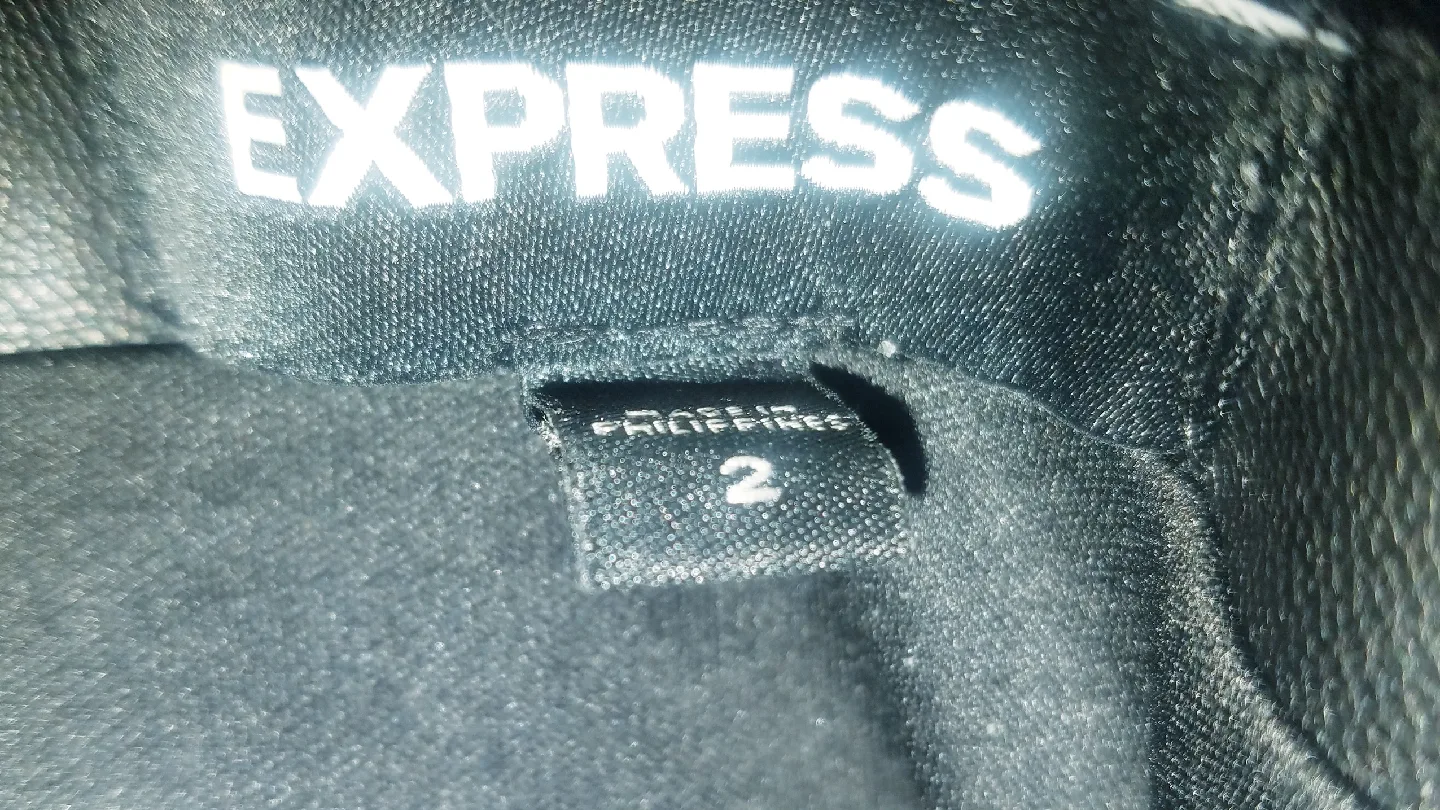 Black Express Pleather Mini Skirt Size 2 Excellent Condition image indicator(7)