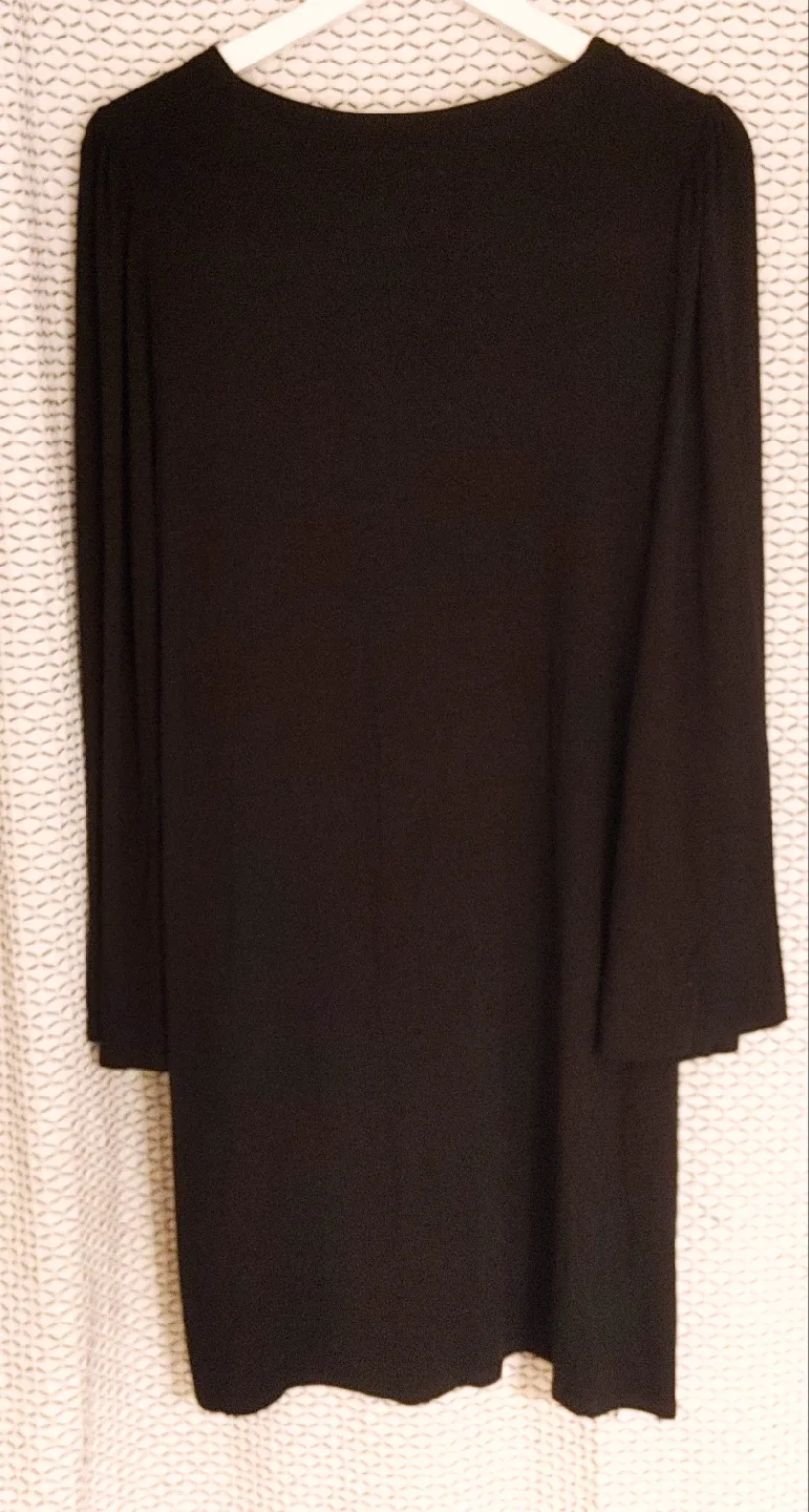 New Chaser Black Long Sleeve Top - Size L image indicator(2)