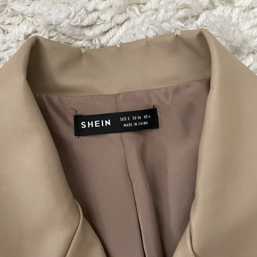 Chic Vegan Leather Jacket Size S - photo 2