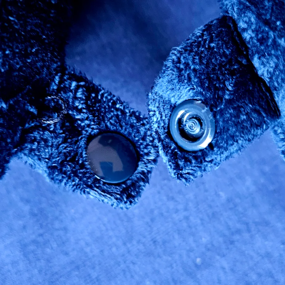 Wonderlust Blue Travel Neck Pillow - New ✨️🥕 image indicator(3)