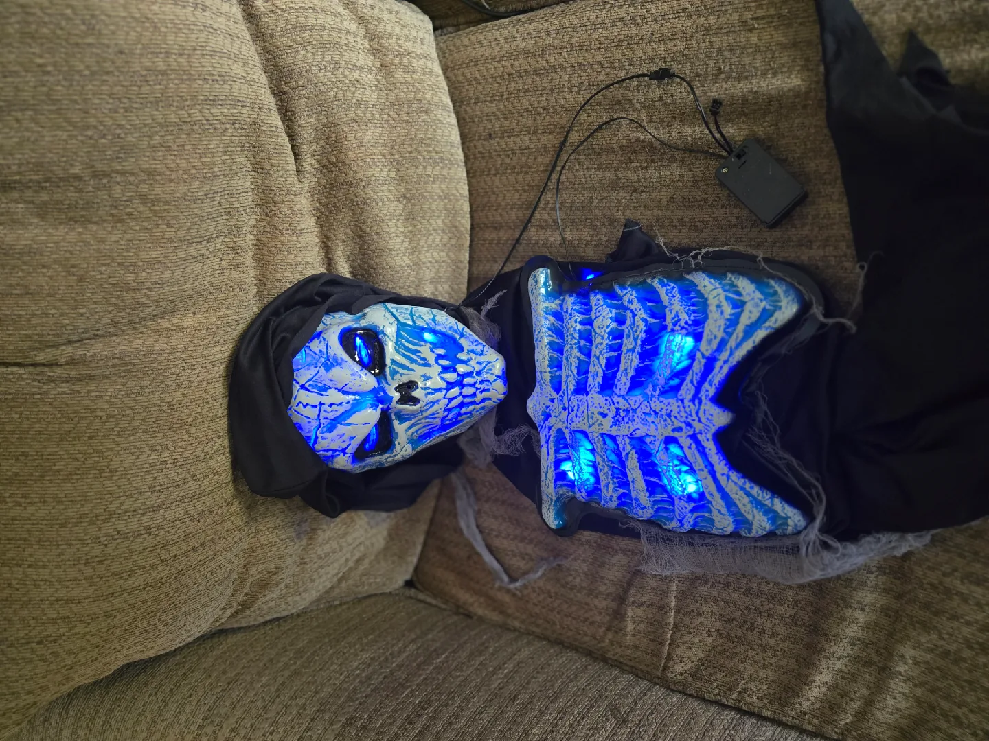 Light Up Grim Reaper Halloween Decoration image indicator(2)