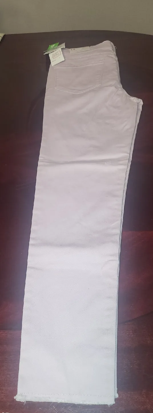 Early Christmas shopping! youth jeans...size 14 image indicator(4)