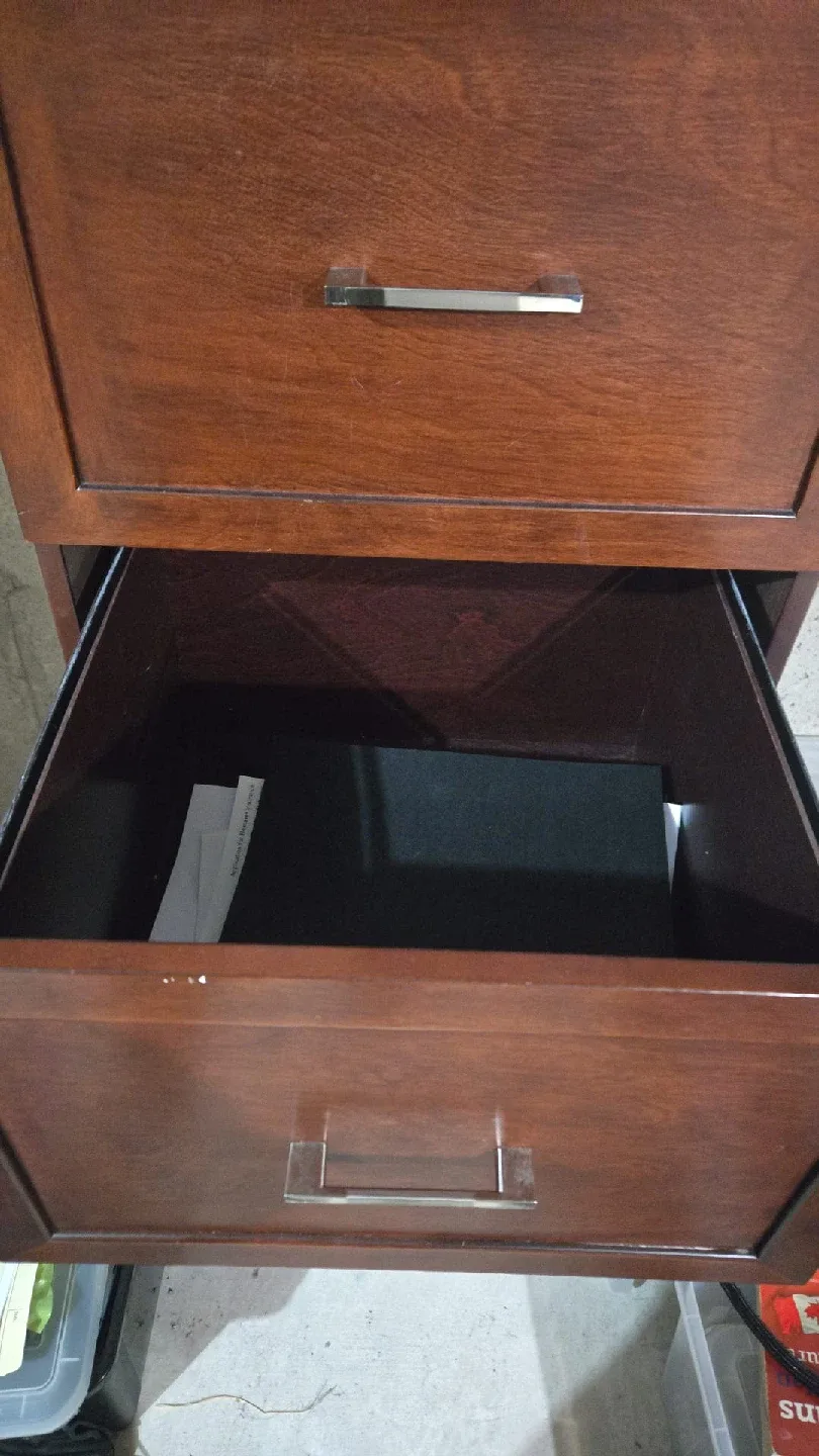 Wood Filing Cabinet - 4 Drawers image indicator(2)